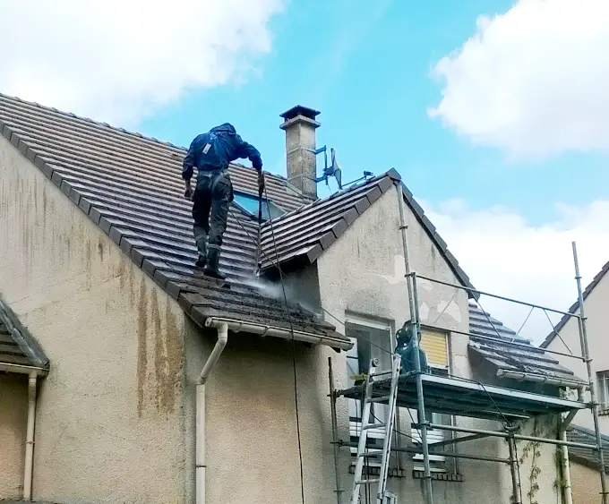 B.A-BAT couvreur en Yvelines, spécialiste du nettoyage de toiture (78)
